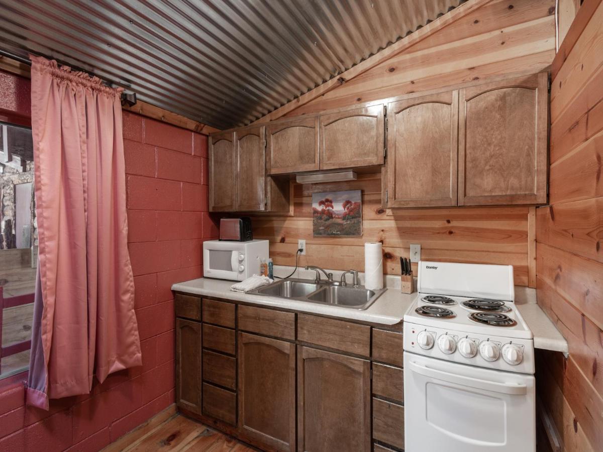 Sleeping Bear, 2 Bedrooms, Front Deck, Midtown, Sleeps 6 Ruidoso Exteriér fotografie